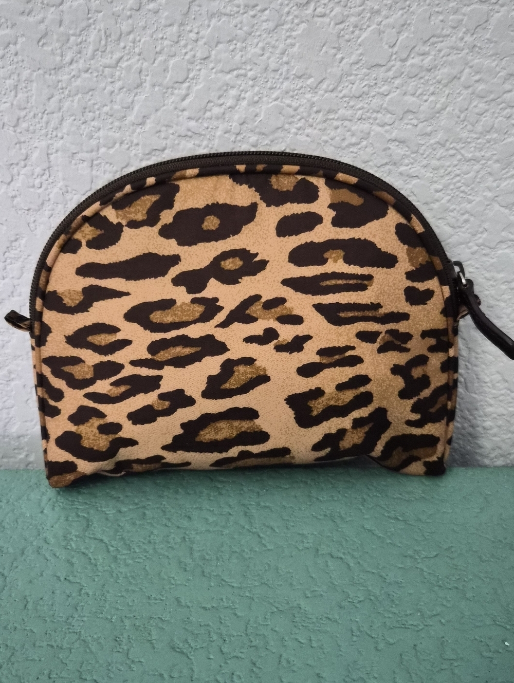 Lauren Ralph Lauren leopard cosmetic pouch makeup bag - Picture 8 of 8